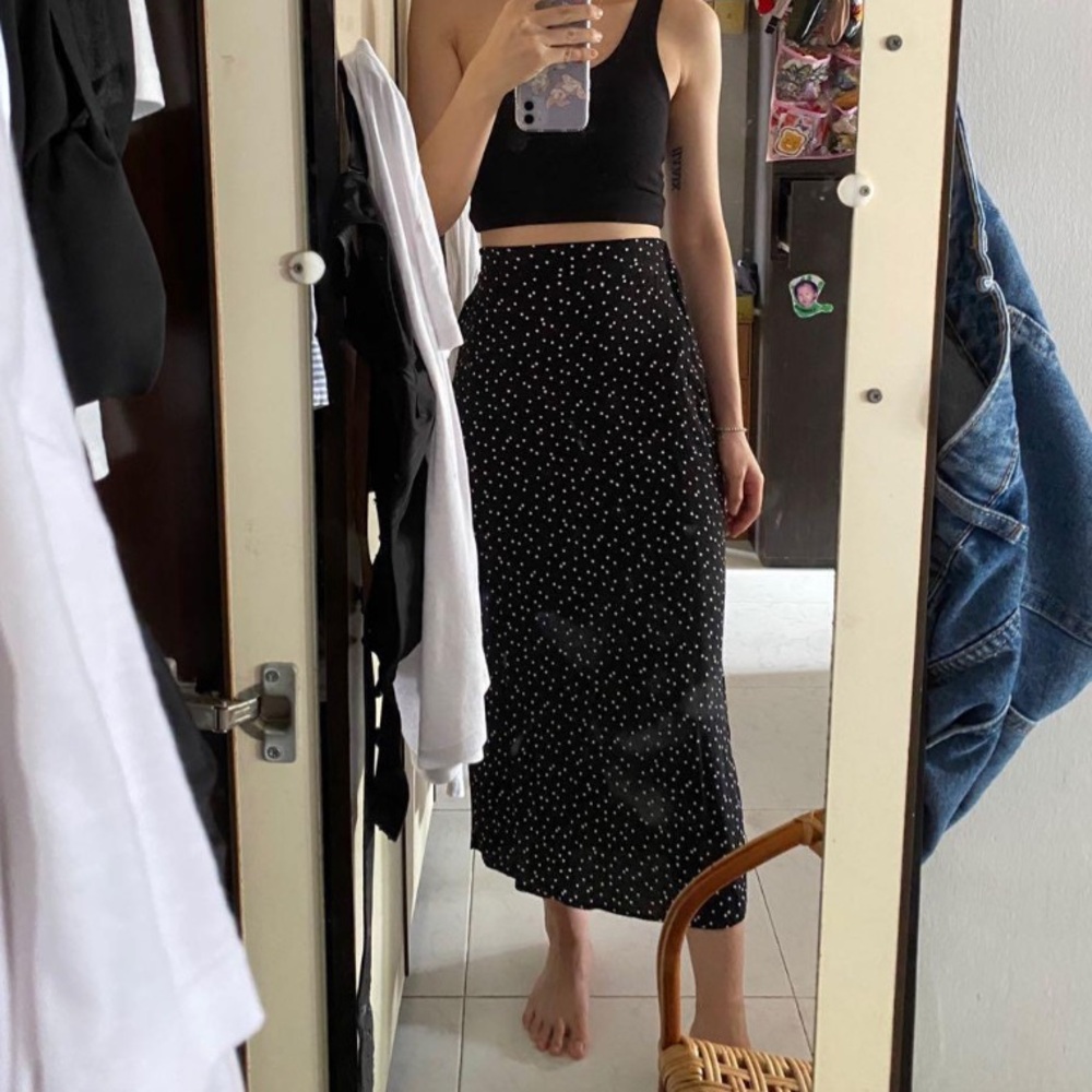 Cotton:On 90s Slip Skirt Daisy Spot Black